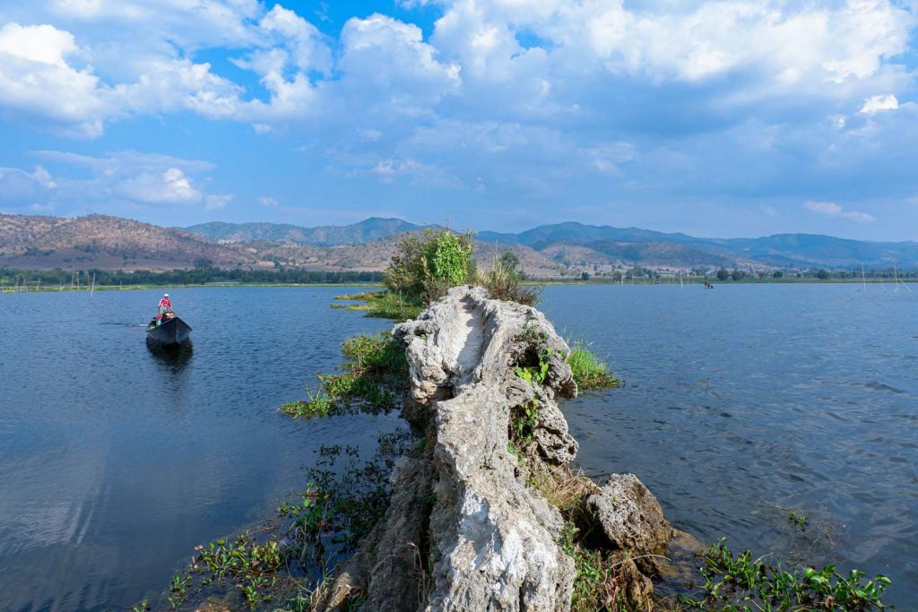 The biggest draw of Samkar Lake is the “Romeo and Juliet” (Tin Yoe) bridge. (Dominic Horner | Frontier)