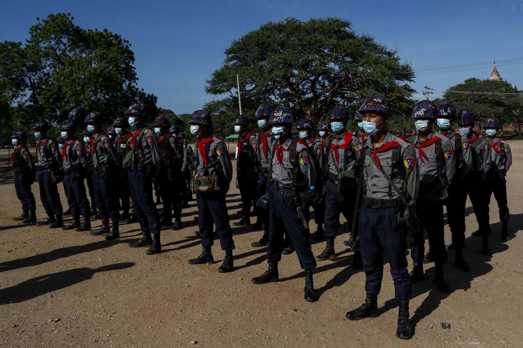 Police have been deployed to secure the area, as revenue from tourism dries up. (Nyein Su Wai Kyaw Soe | Frontier)